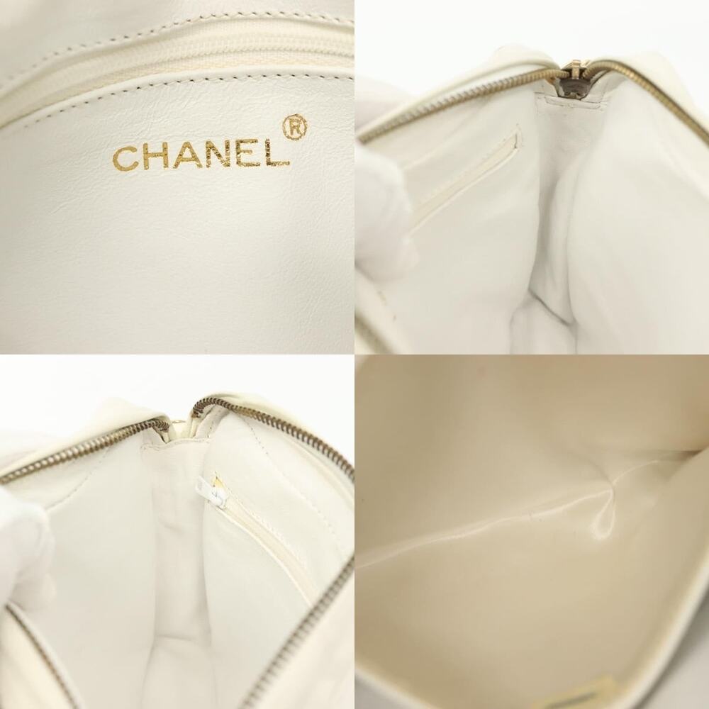 Chanel Matelasse Chain Shoulder Bag - Picture 7 of 7